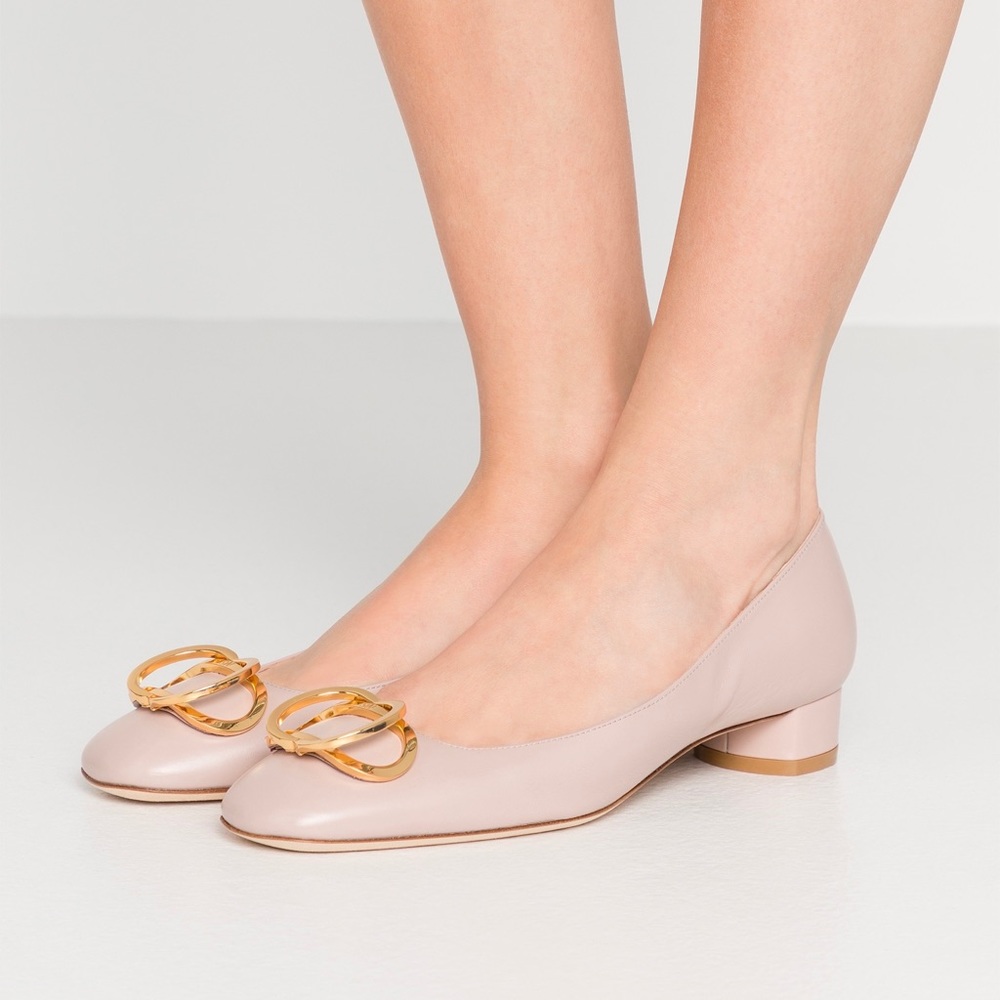 Brand New! Stuart Weitzman ANICIA 25 shoes